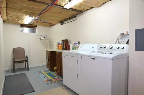 94 Lloyd Ave, Warwick, RI 02889 photo 21