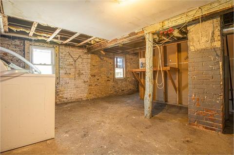 25 Morton St, Woonsocket, RI 02895 photo 21
