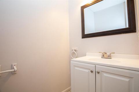 25 Morton St, Woonsocket, RI 02895 photo 16