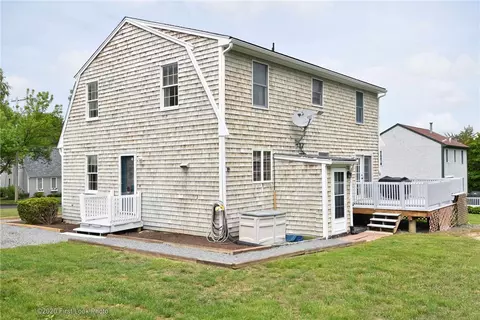 36 Michael Dr, Bristol, RI 02809 photo 31