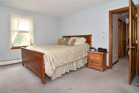 36 Michael Dr, Bristol, RI 02809 photo 16