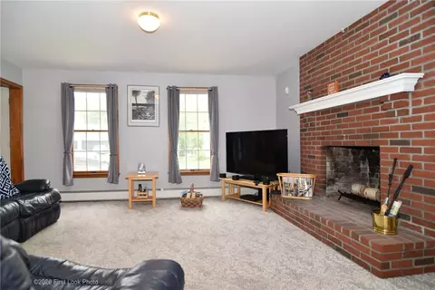 36 Michael Dr, Bristol, RI 02809 photo 13