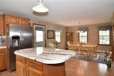36 Michael Dr, Bristol, RI 02809 photo 7