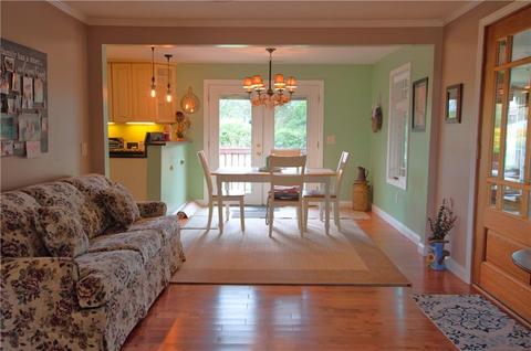 30 Talcott Ave, Warwick, RI 02889 photo 3