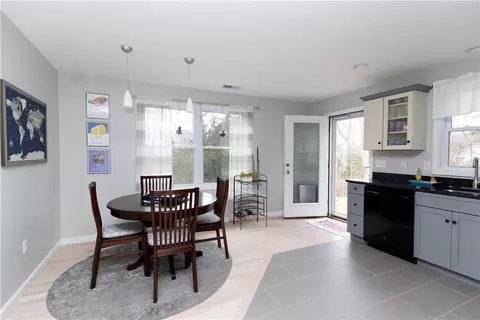 30 Captains Dr, Westerly, RI 02891 photo 19