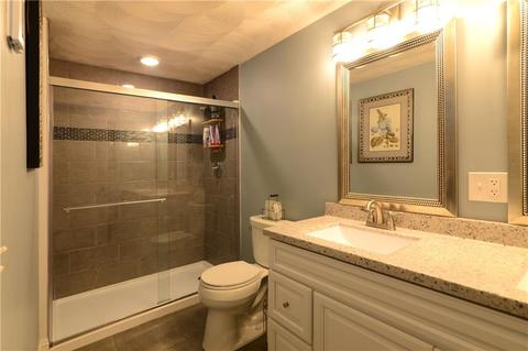 20 Honeysuckle Rd, Warwick, RI 02888 photo 12