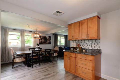 20 Honeysuckle Rd, Warwick, RI 02888 photo 5