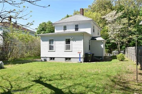 169 Killingly St, Providence, RI 02909 photo 3
