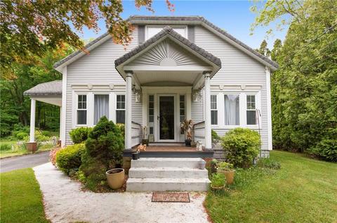 625 Central St, Mapleville, RI 02839 photo 8