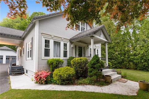 625 Central St, Mapleville, RI 02839 photo 7