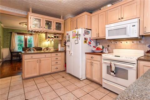 625 Central St, Mapleville, RI 02839 photo 17
