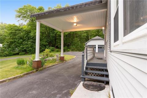 625 Central St, Mapleville, RI 02839 photo 9