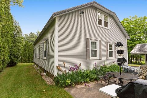 625 Central St, Mapleville, RI 02839 photo 6