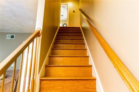 98 Arland Ct, Woonsocket, RI 02895 photo 19