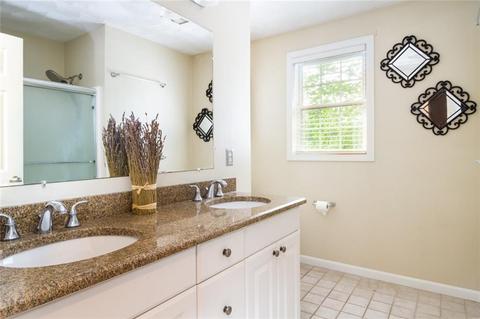 98 Arland Ct, Woonsocket, RI 02895 photo 28
