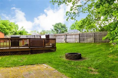 98 Arland Ct, Woonsocket, RI 02895 photo 37