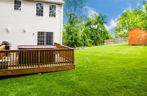 98 Arland Ct, Woonsocket, RI 02895 photo 38