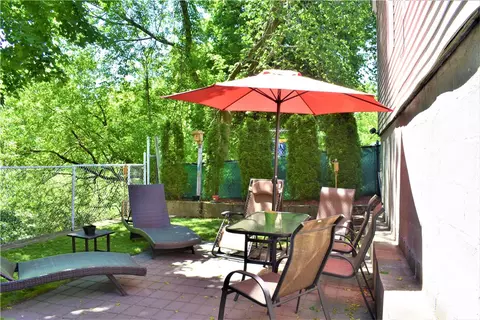 395 Cass Ave, Woonsocket, RI 02895 photo 29