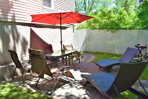395 Cass Ave, Woonsocket, RI 02895 photo 31