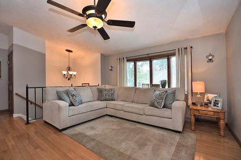 6 High St, Warwick, RI 02886 photo 2