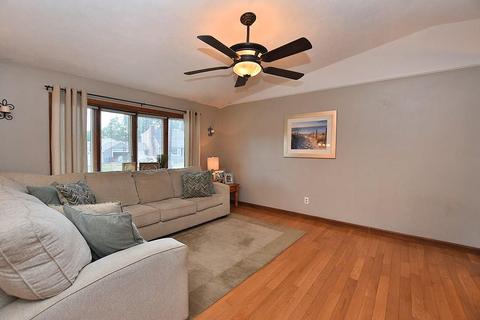 6 High St, Warwick, RI 02886 photo 3