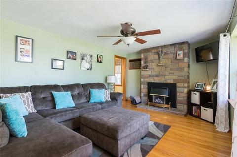 310 Hillard Ave, Warwick, RI 02886 photo 10