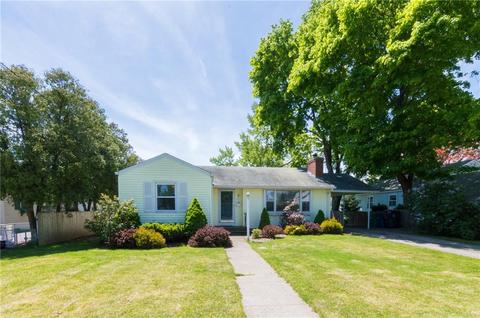 310 Hillard Ave, Warwick, RI 02886 photo 3