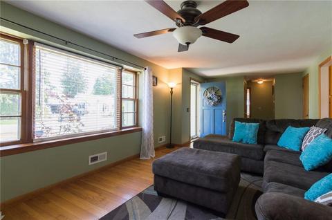 310 Hillard Ave, Warwick, RI 02886 photo 9