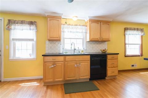 310 Hillard Ave, Warwick, RI 02886 photo 15