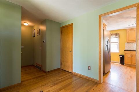 310 Hillard Ave, Warwick, RI 02886 photo 7
