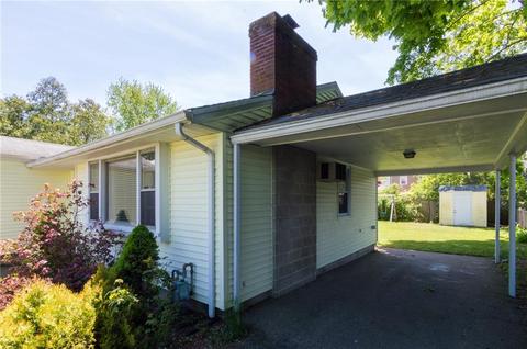 310 Hillard Ave, Warwick, RI 02886 photo 5
