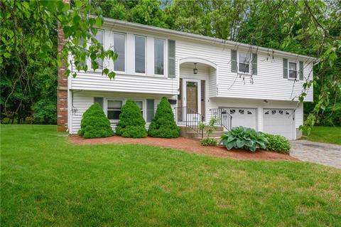 1600 Mendon Rd, Woonsocket, RI 02895 photo 1