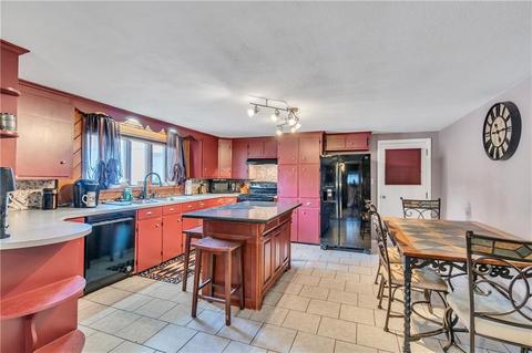 71 Saint Louis Ave, Woonsocket, RI 02895 photo 9