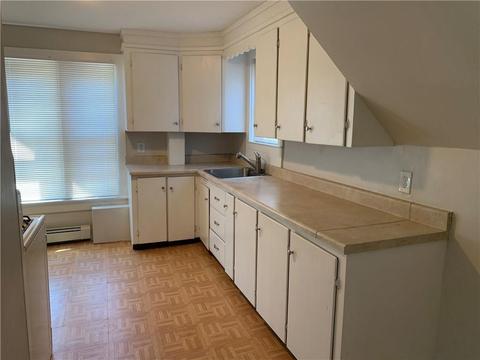 89 Hamlet Ave, Woonsocket, RI 02895 photo 42