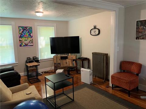 89 Hamlet Ave, Woonsocket, RI 02895 photo 9