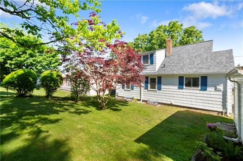 97 Oakton St, Woonsocket, RI 02895 photo 27