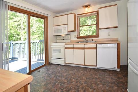 18 E Shore Dr, Exeter, RI 02822 photo 2