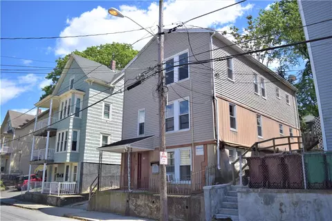 55 Paradis Ave, Woonsocket, RI 02895 photo 1