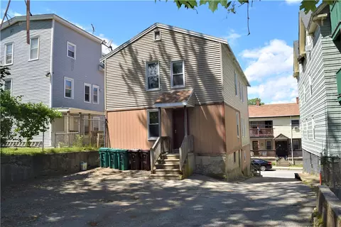 55 Paradis Ave, Woonsocket, RI 02895 photo 3