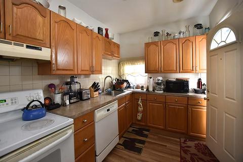88 Chaplin St, Pawtucket, RI 02861 photo 6