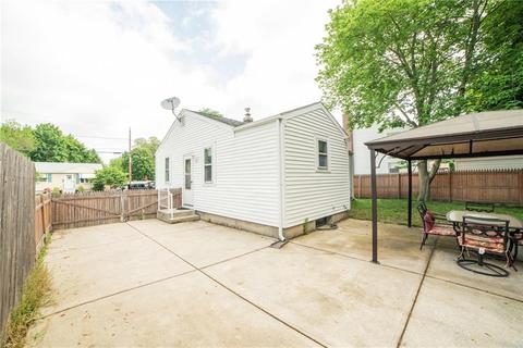 80 Falcon Ave, Warwick, RI 02888 photo 22