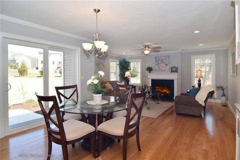 38 E Lantern Rd, Lincoln, RI 02865 photo 18