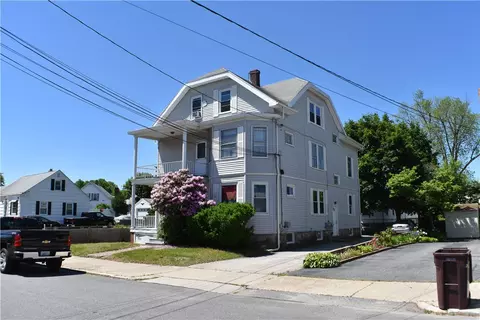 225 Knight St, Woonsocket, RI 02895 photo 1