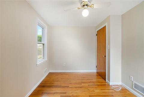 85 Crystal Dr, Warwick, RI 02889 photo 17
