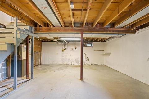 85 Crystal Dr, Warwick, RI 02889 photo 22