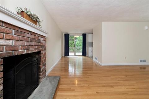 74 Pinecrest Dr, Exeter, RI 02822 photo 5