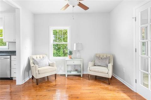 39 Long Ln, Warren, RI 02885 photo 3