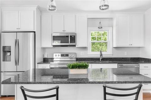 39 Long Ln, Warren, RI 02885 photo 9