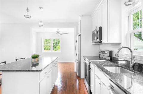 39 Long Ln, Warren, RI 02885 photo 7
