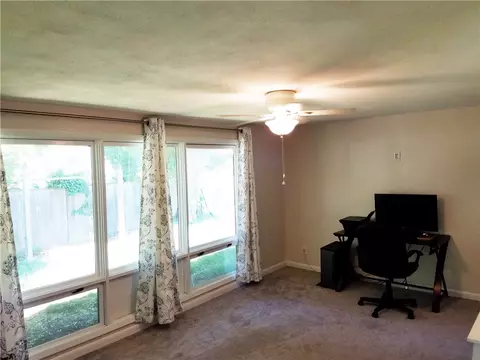 153 Covington Dr, Warwick, RI 02886 photo 9